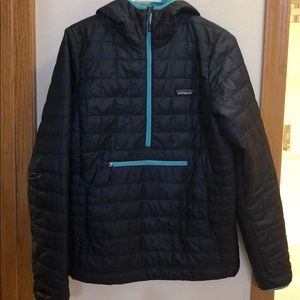 Women’s Patagonia blue half zip